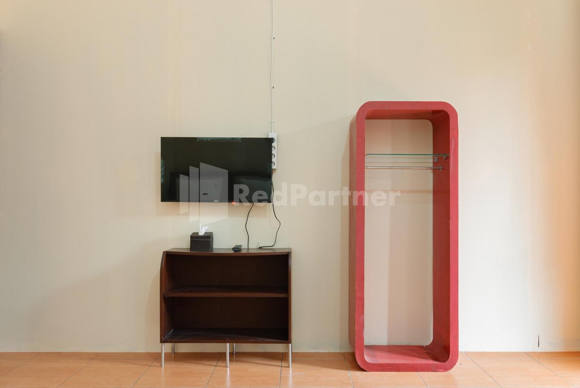 Sr Residence Near Mall Ciputra Cibubur Mitra Reddoorz ブカシ エクステリア 写真