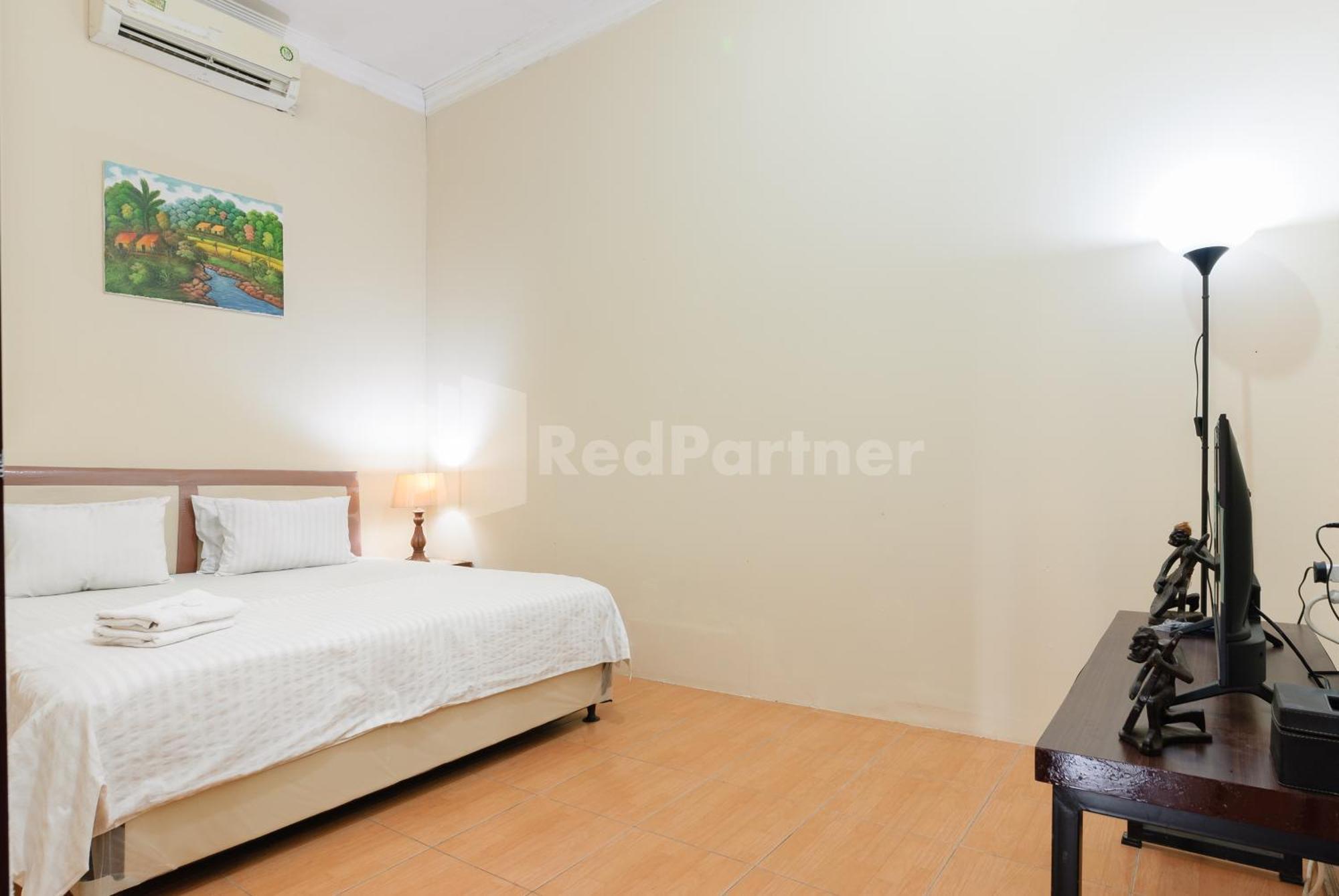 Sr Residence Near Mall Ciputra Cibubur Mitra Reddoorz ブカシ エクステリア 写真